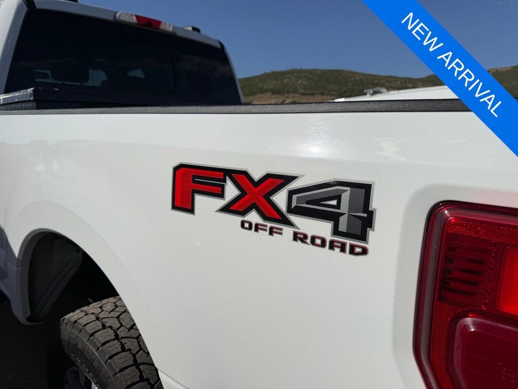 2022 Ford F-350SD Lariat