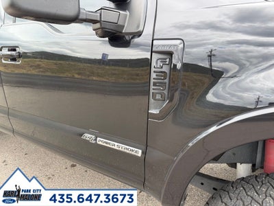 2022 Ford F-350SD Lariat