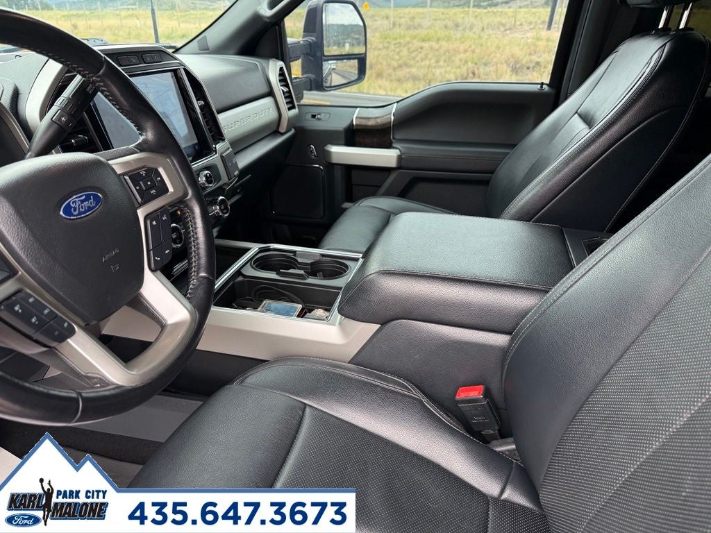 2022 Ford F-350SD Lariat