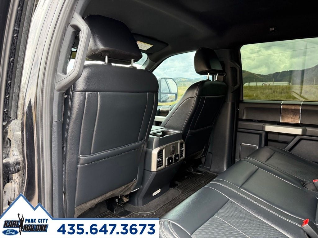 2022 Ford F-350SD Lariat