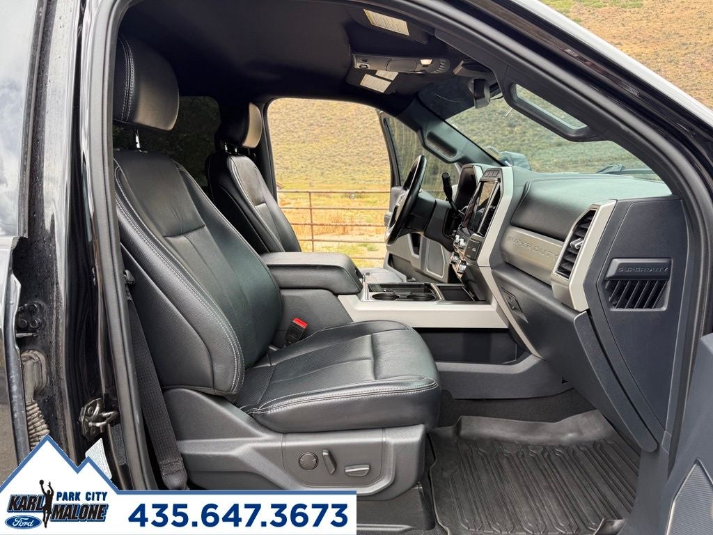 2022 Ford F-350SD Lariat