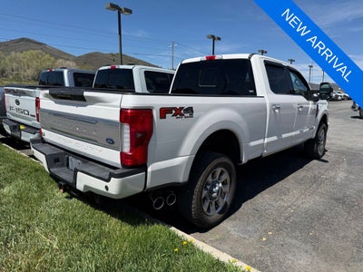 2017 Ford F-350SD Platinum