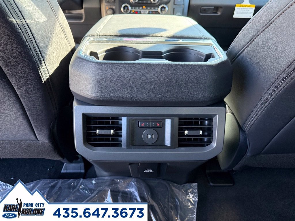 2027 Ford F-350SD Lariat DRW