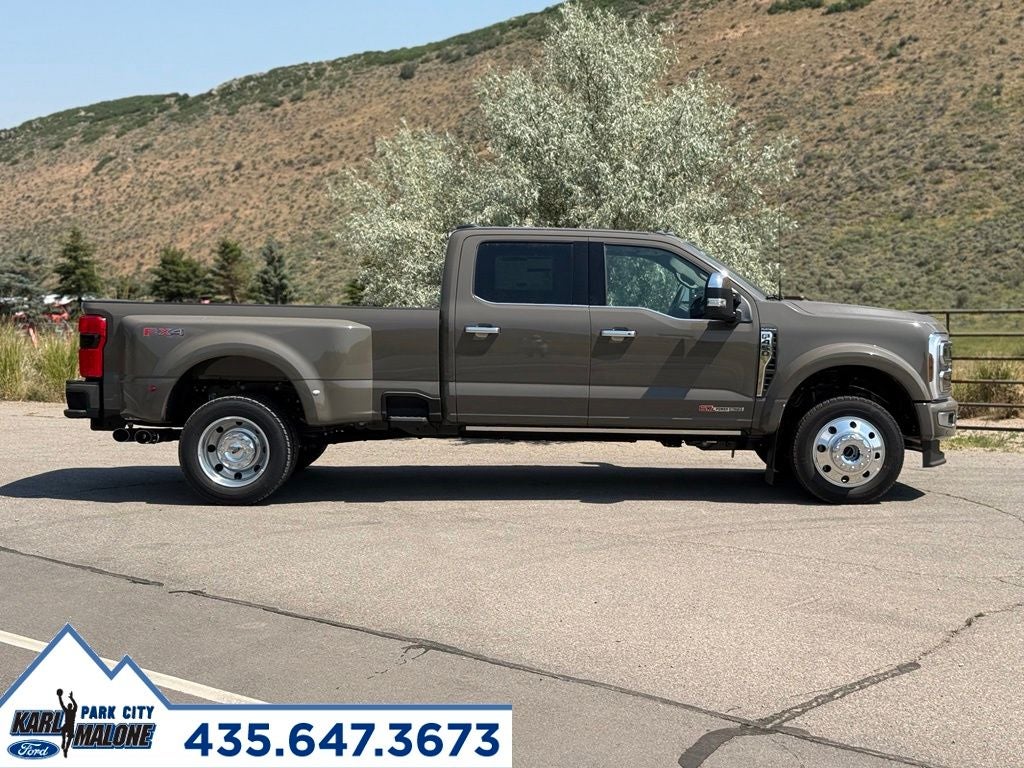 2026 Ford F-450SD Platinum DRW