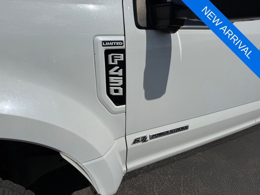 2022 Ford F-450SD Limited DRW
