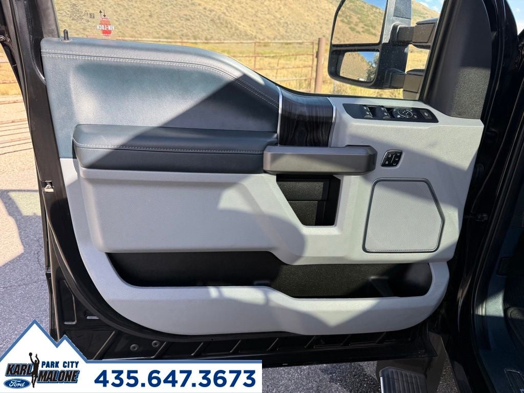 2022 Ford F-450SD Limited DRW