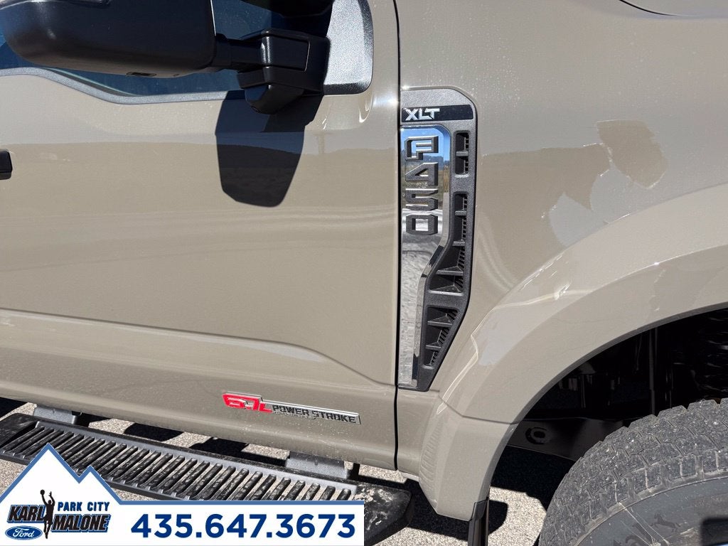 2027 Ford F-450SD XLT DRW