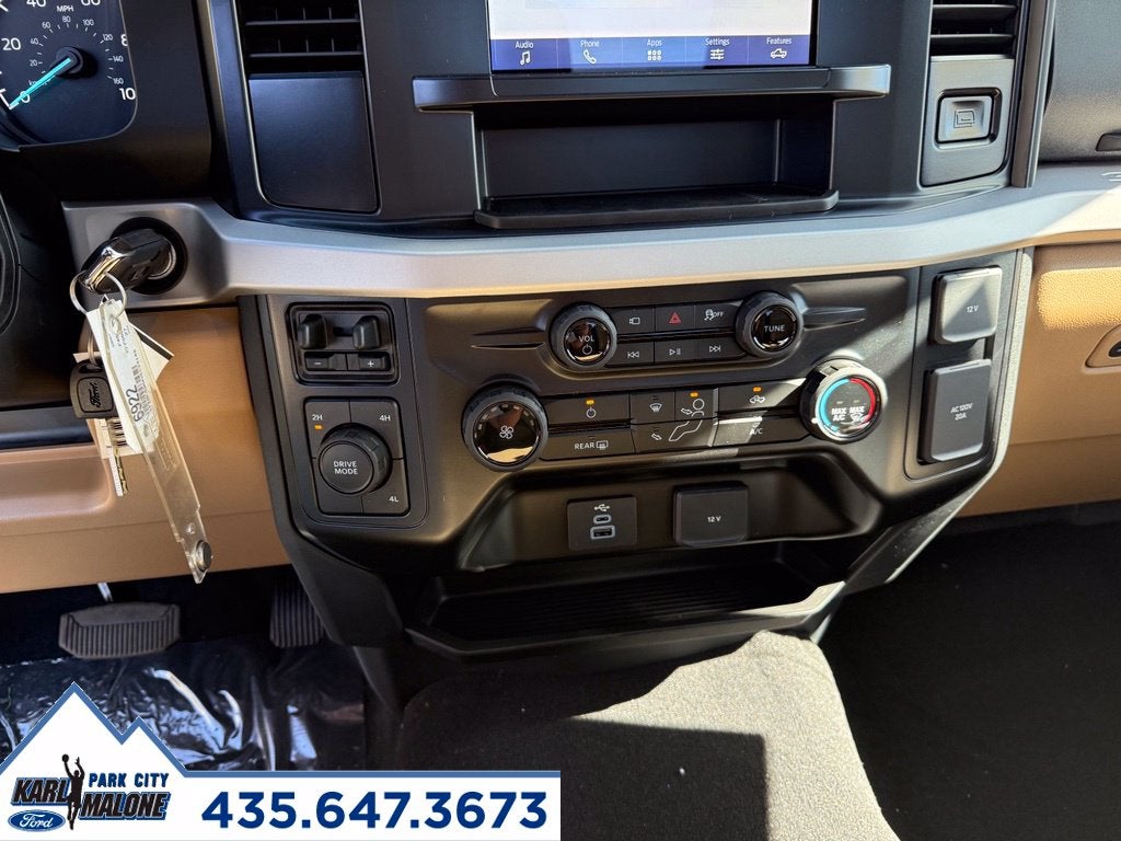 2027 Ford F-450SD XLT DRW