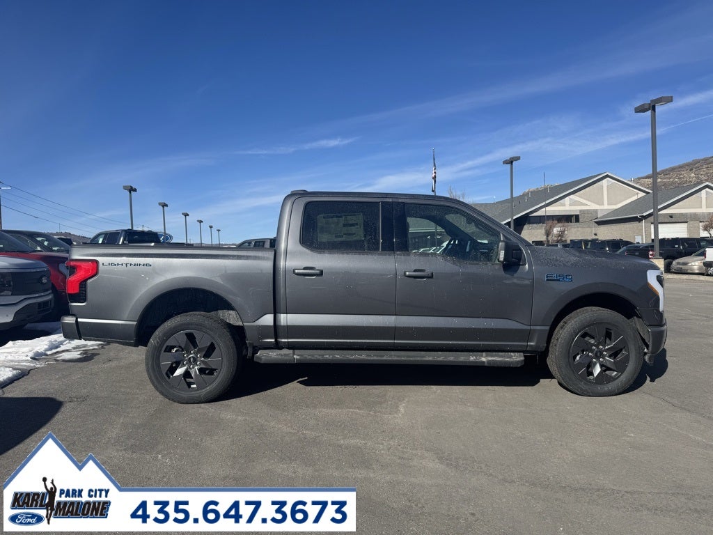 2025 Ford F-150 Lightning Flash