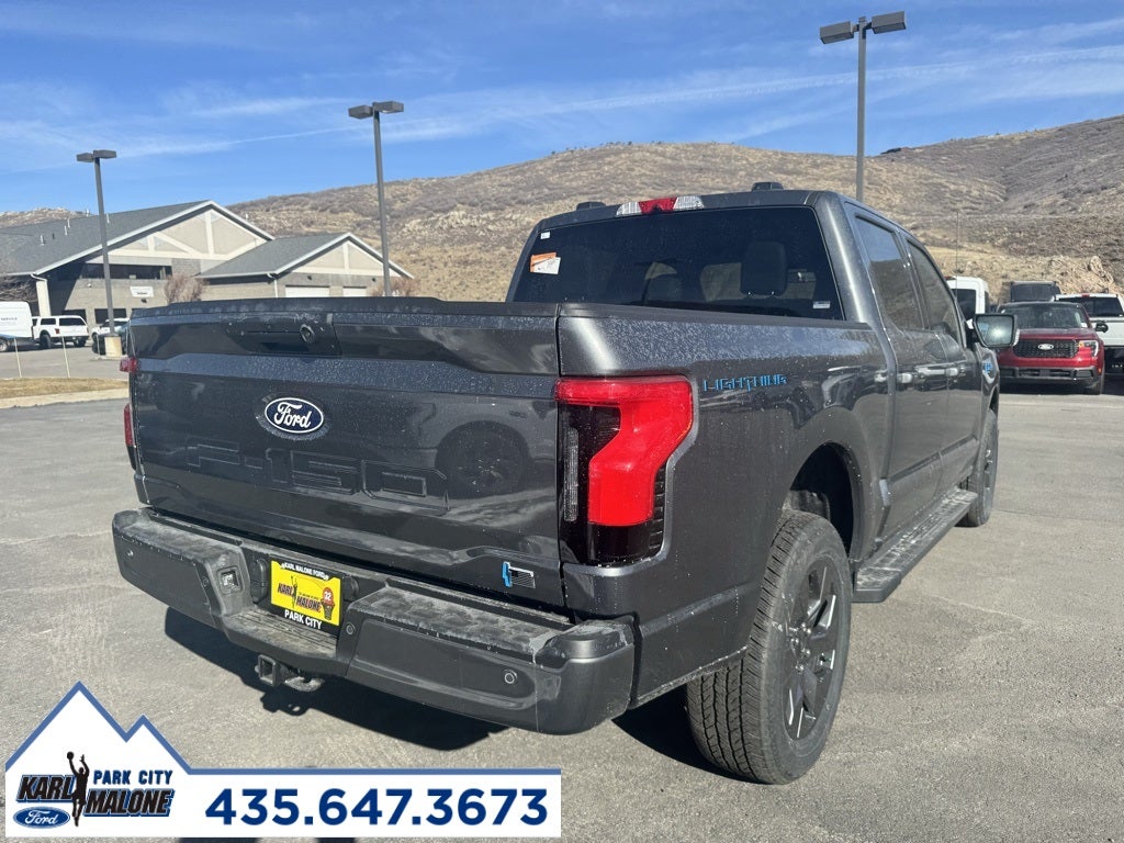 2025 Ford F-150 Lightning Flash
