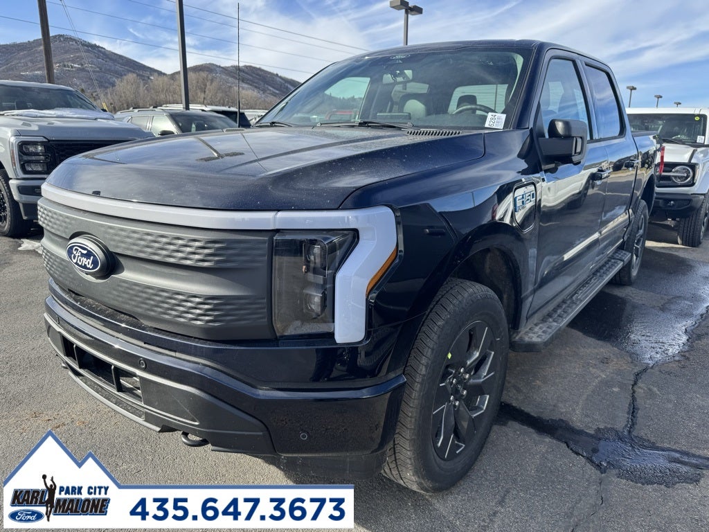 2025 Ford F-150 Lightning Flash