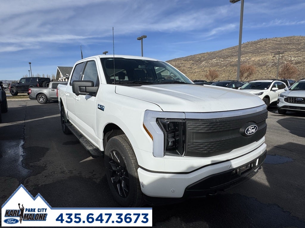2025 Ford F-150 Lightning Flash
