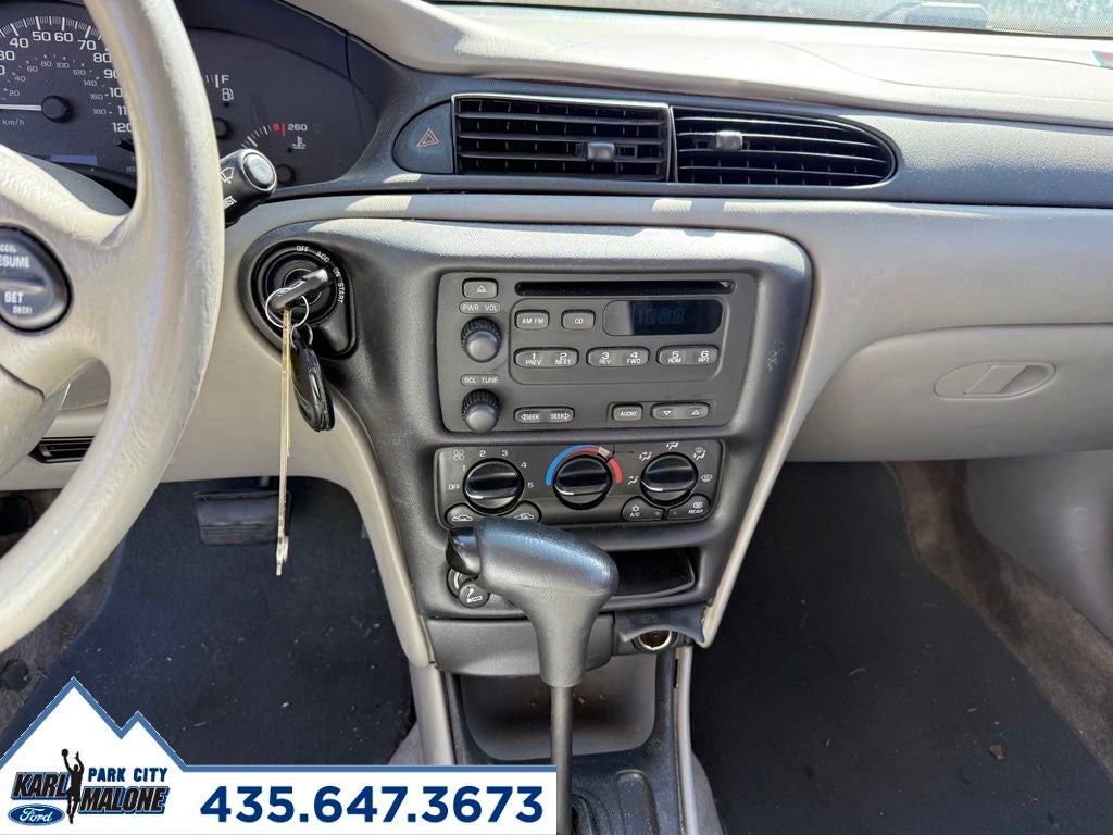 2004 Chevrolet Malibu Base