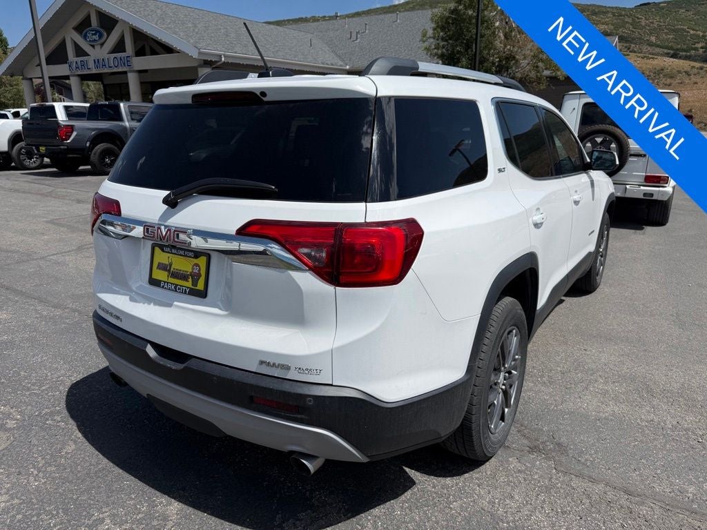 2017 GMC Acadia SLT-1