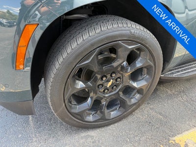 2025 Chevrolet Suburban RST
