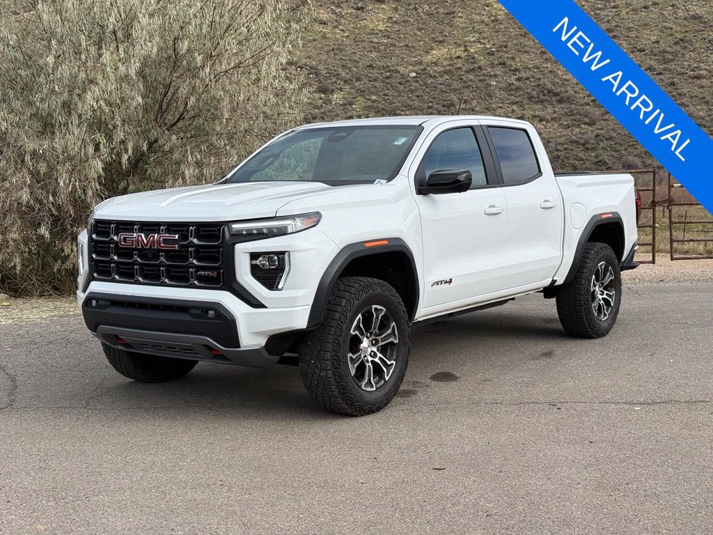 2024 GMC Canyon AT4