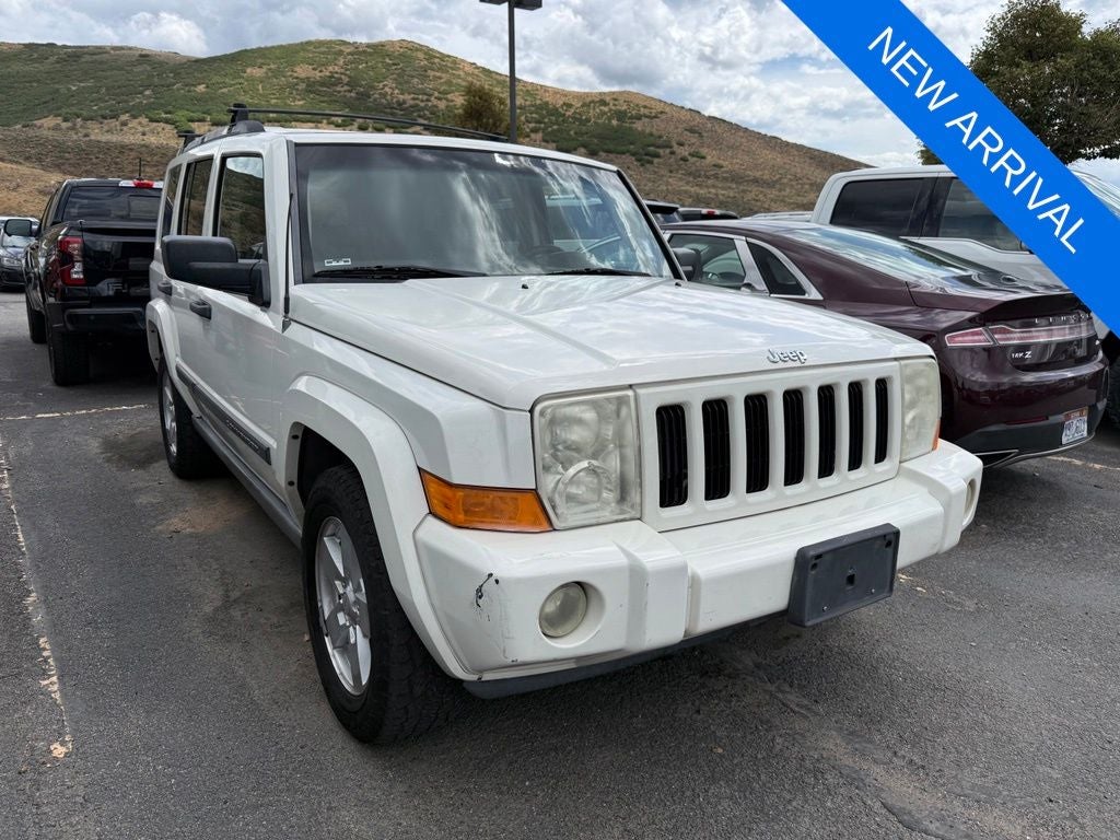 2006 Jeep Commander Base