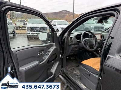 2023 Nissan Frontier SV