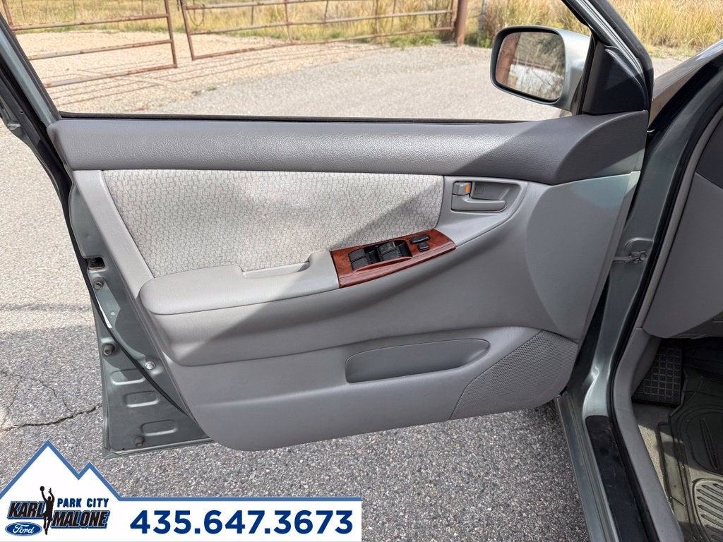2003 Toyota Corolla LE