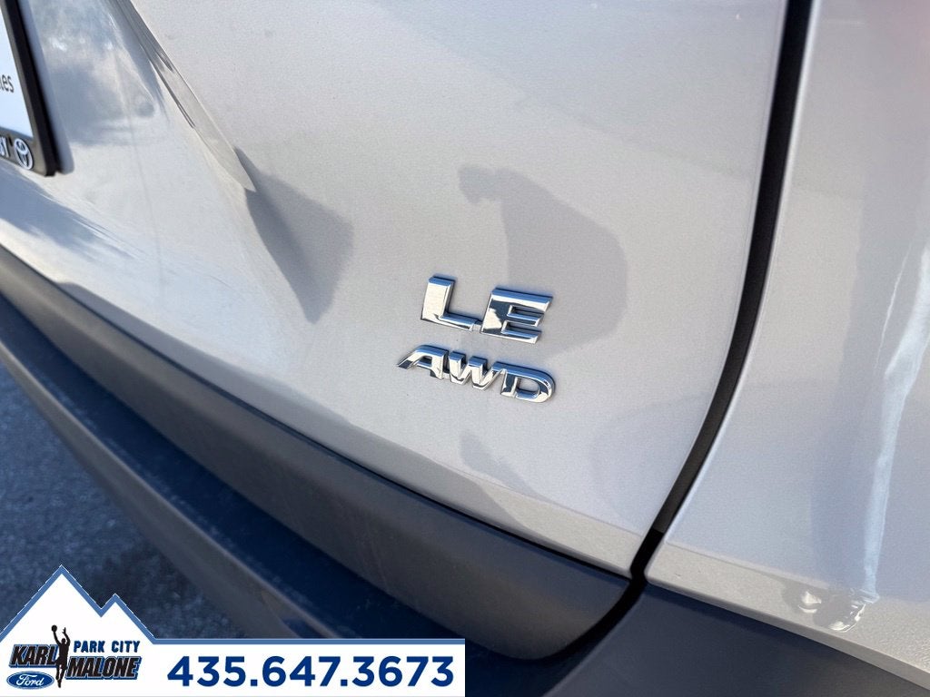 2025 Toyota RAV4 LE