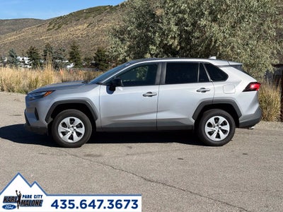 2025 Toyota RAV4 LE