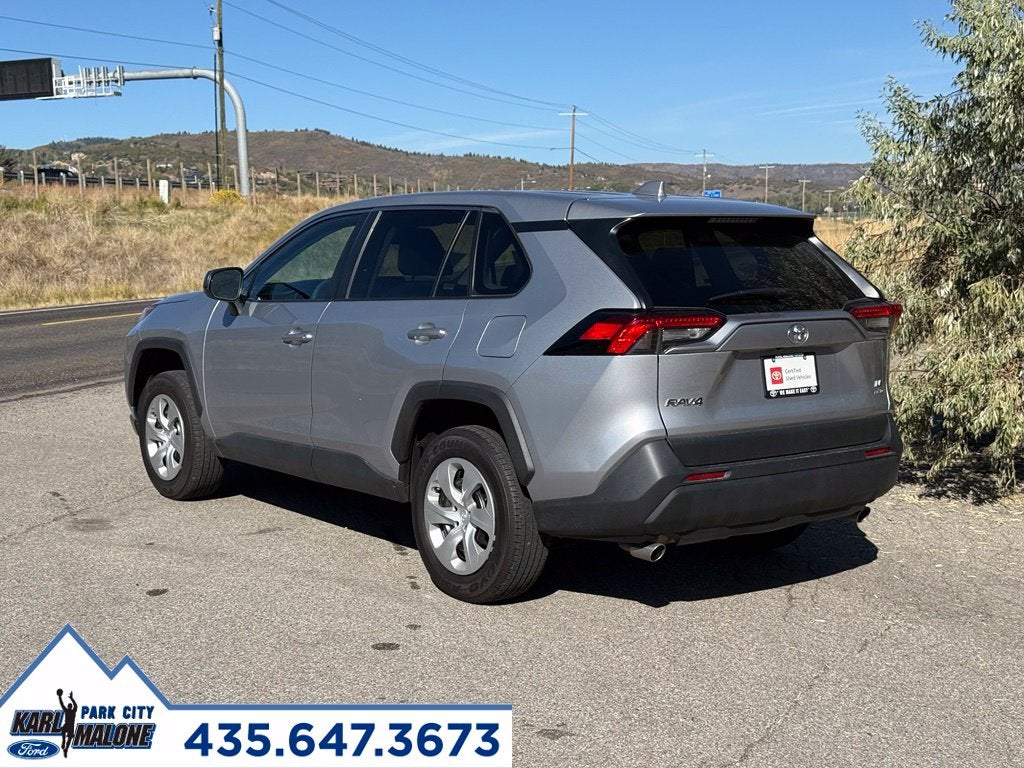 2025 Toyota RAV4 LE