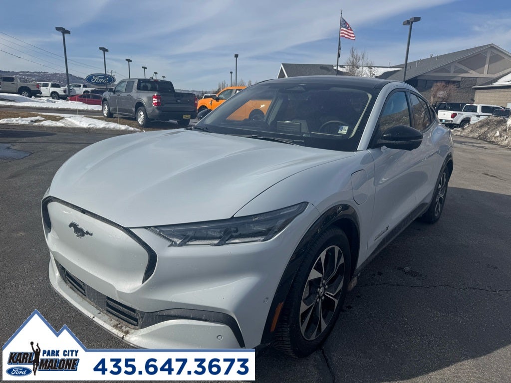 2022 Ford Mustang Mach-E Premium