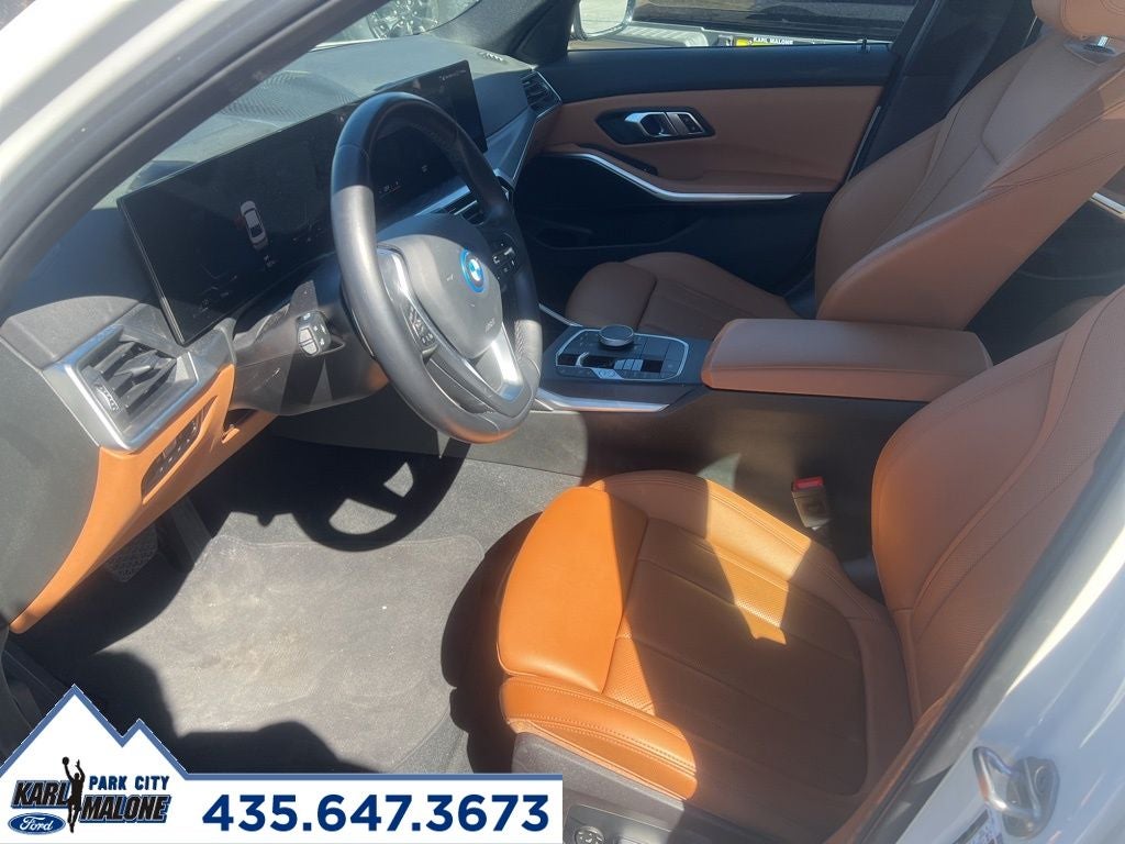 2023 BMW 3 Series 330e xDrive