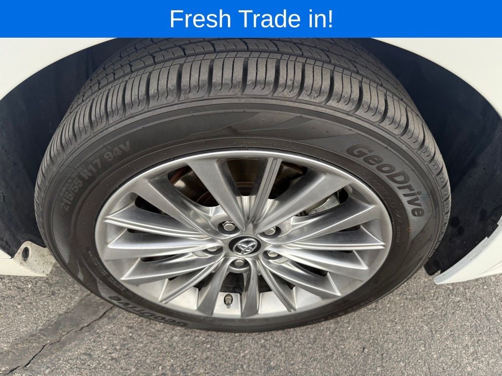 2017 Toyota Avalon Hybrid Limited