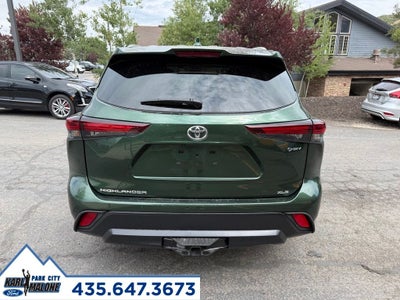 2025 Toyota Highlander Hybrid XLE