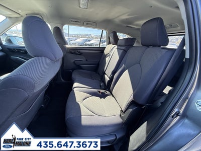 2024 Toyota Highlander LE