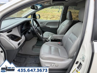2015 Toyota Sienna XLE Premium 8 Passenger