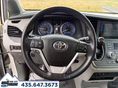2015 Toyota Sienna XLE Premium 8 Passenger