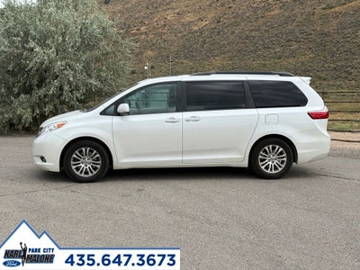2015 Toyota Sienna XLE Premium 8 Passenger