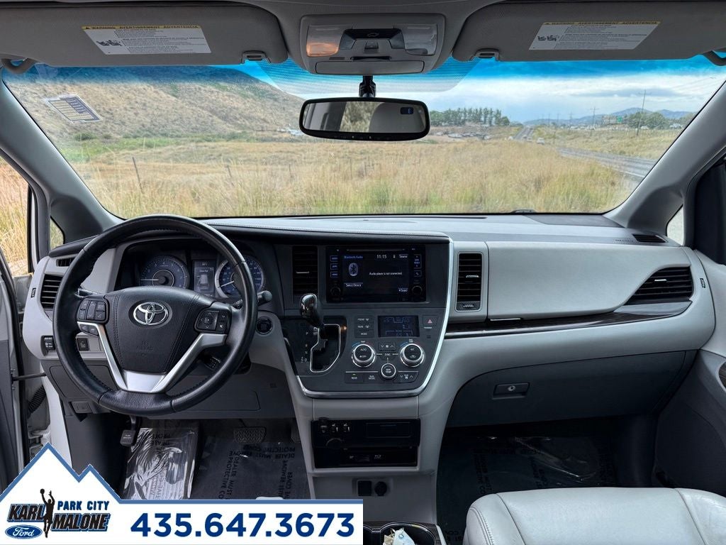 2015 Toyota Sienna XLE Premium 8 Passenger