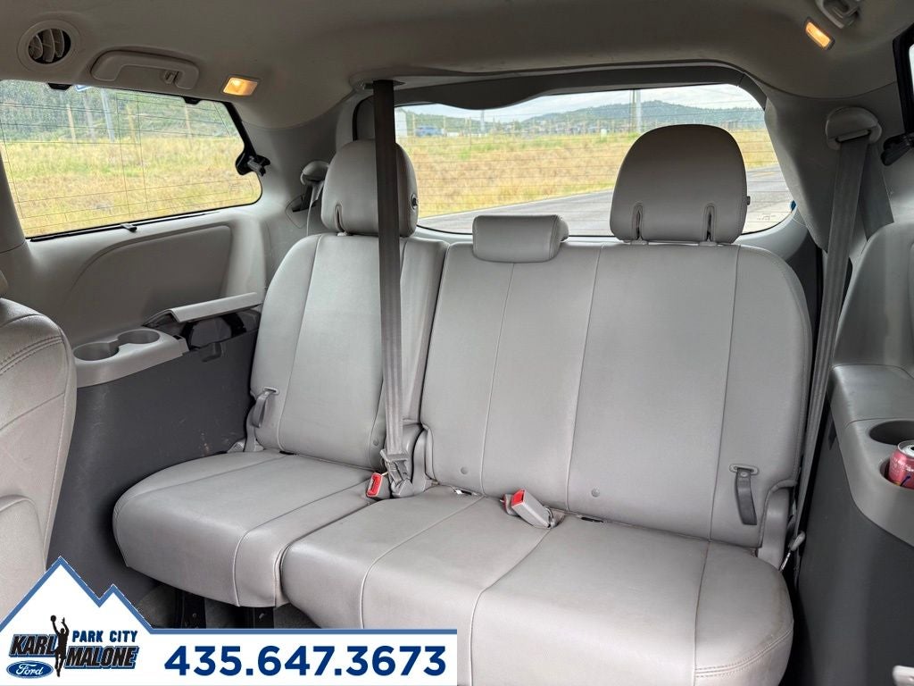 2015 Toyota Sienna XLE Premium 8 Passenger