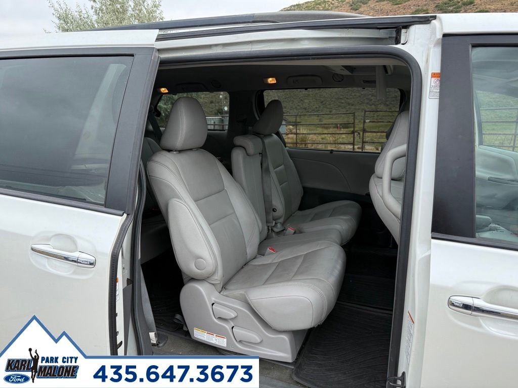 2015 Toyota Sienna XLE Premium 8 Passenger