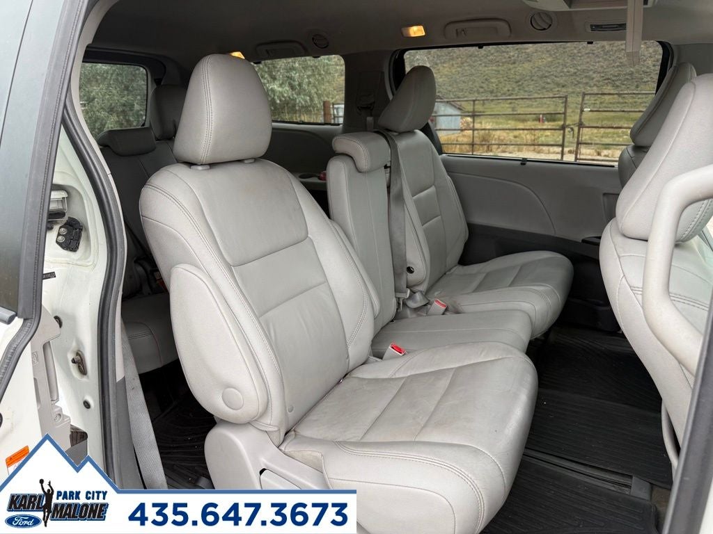 2015 Toyota Sienna XLE Premium 8 Passenger