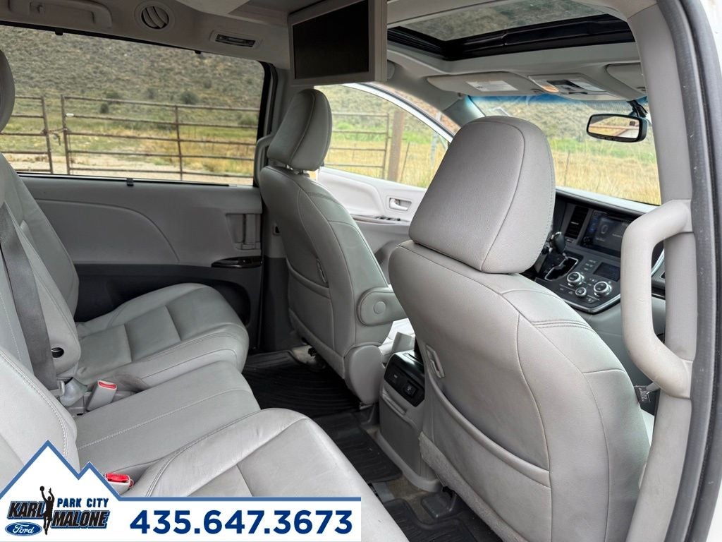 2015 Toyota Sienna XLE Premium 8 Passenger