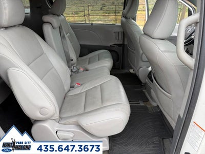 2015 Toyota Sienna XLE Premium 8 Passenger