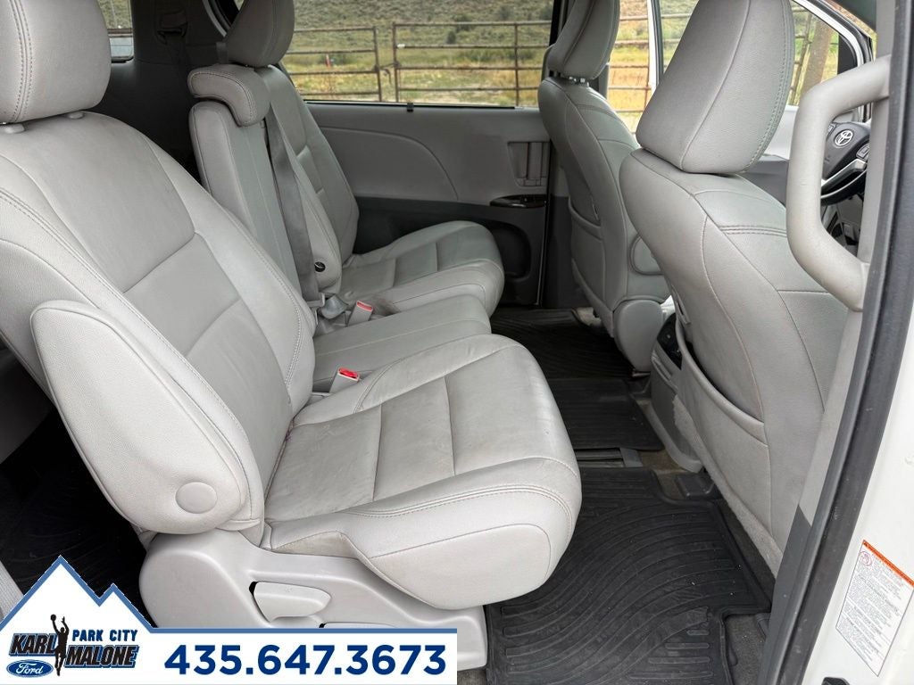 2015 Toyota Sienna XLE Premium 8 Passenger