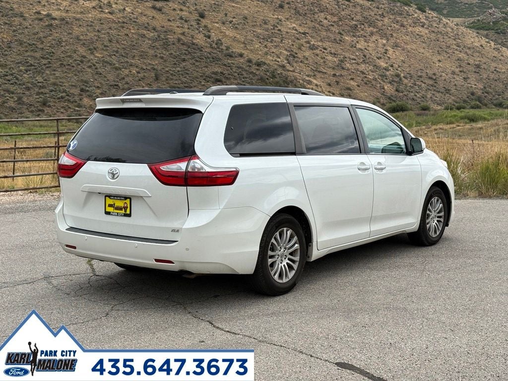 2015 Toyota Sienna XLE Premium 8 Passenger