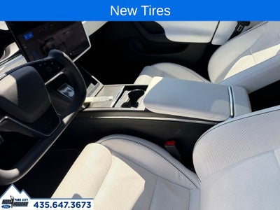 2022 Tesla Model S Plaid