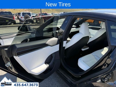 2022 Tesla Model S Plaid