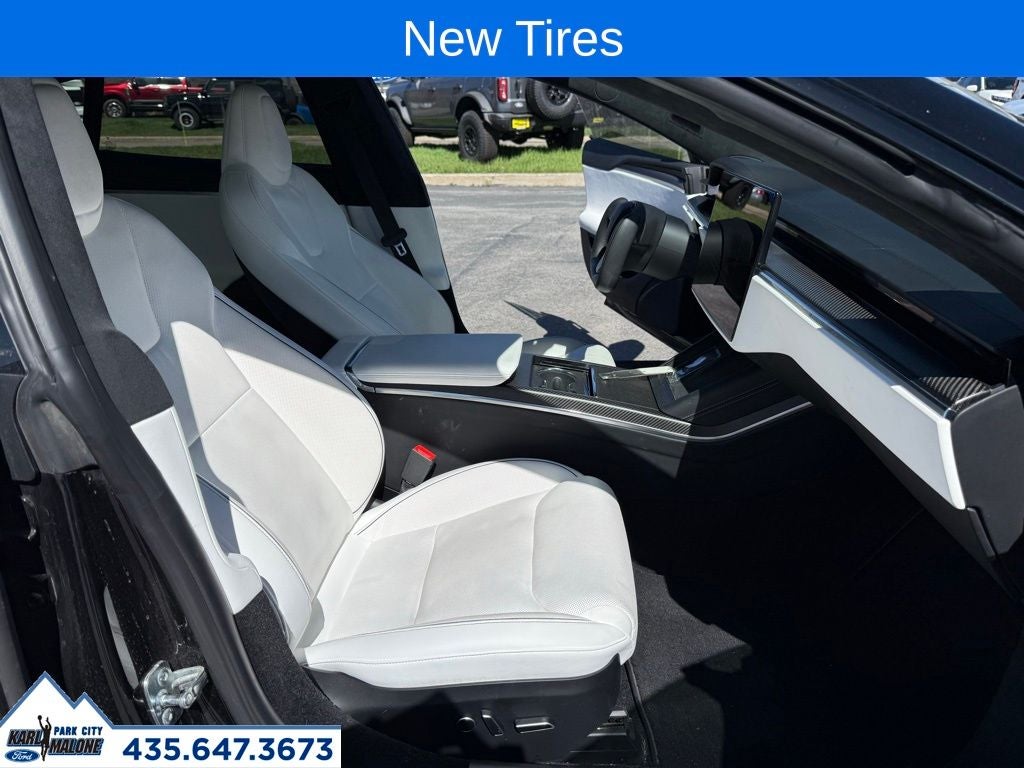 2022 Tesla Model S Plaid