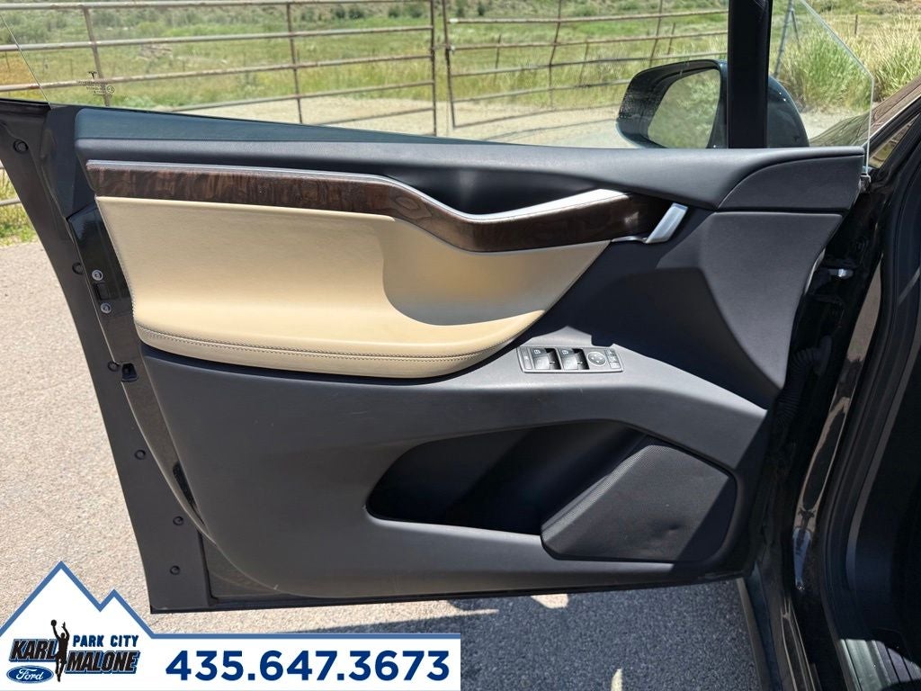 2016 Tesla Model X 90D