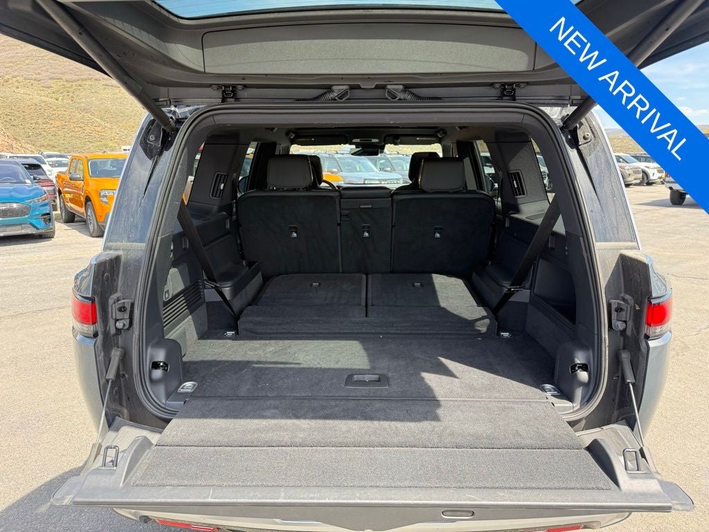2026 Rivian R1S Base