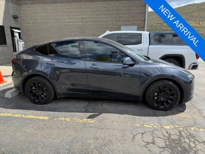 2024 Tesla Model Y Long Range