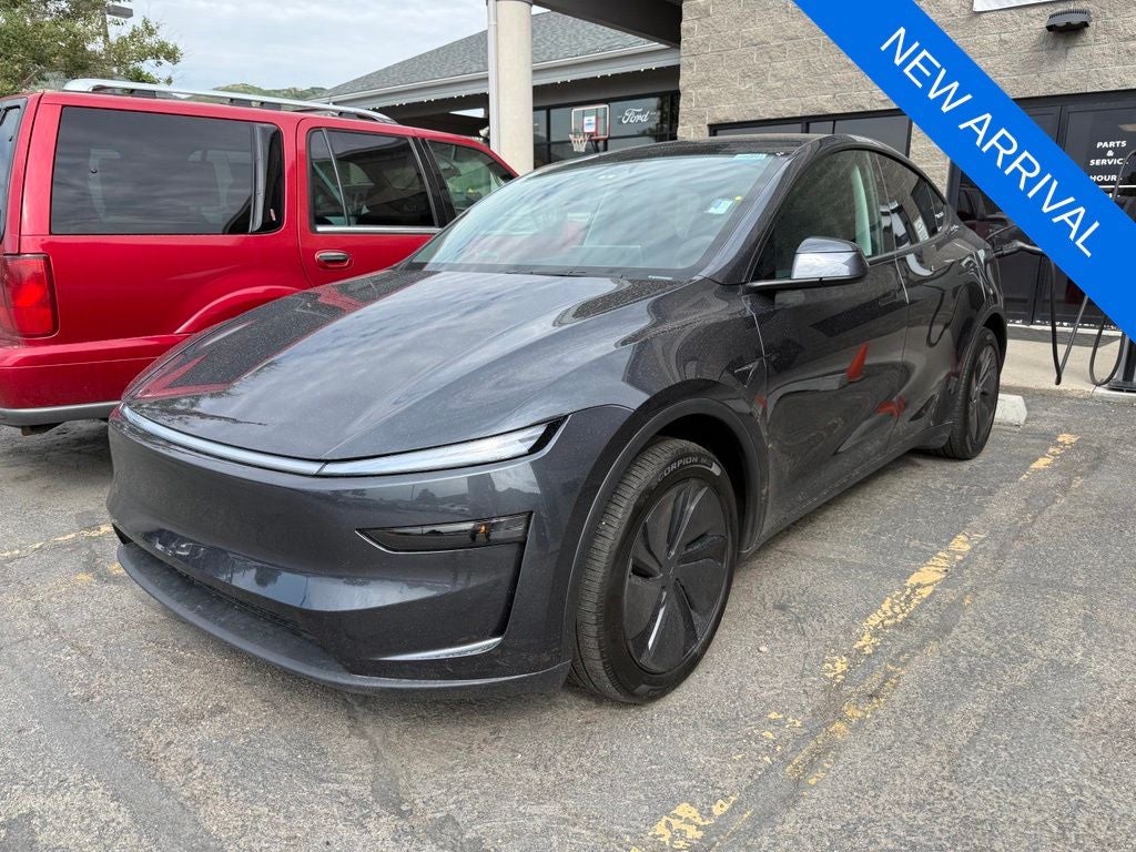 2026 Tesla Model Y Base