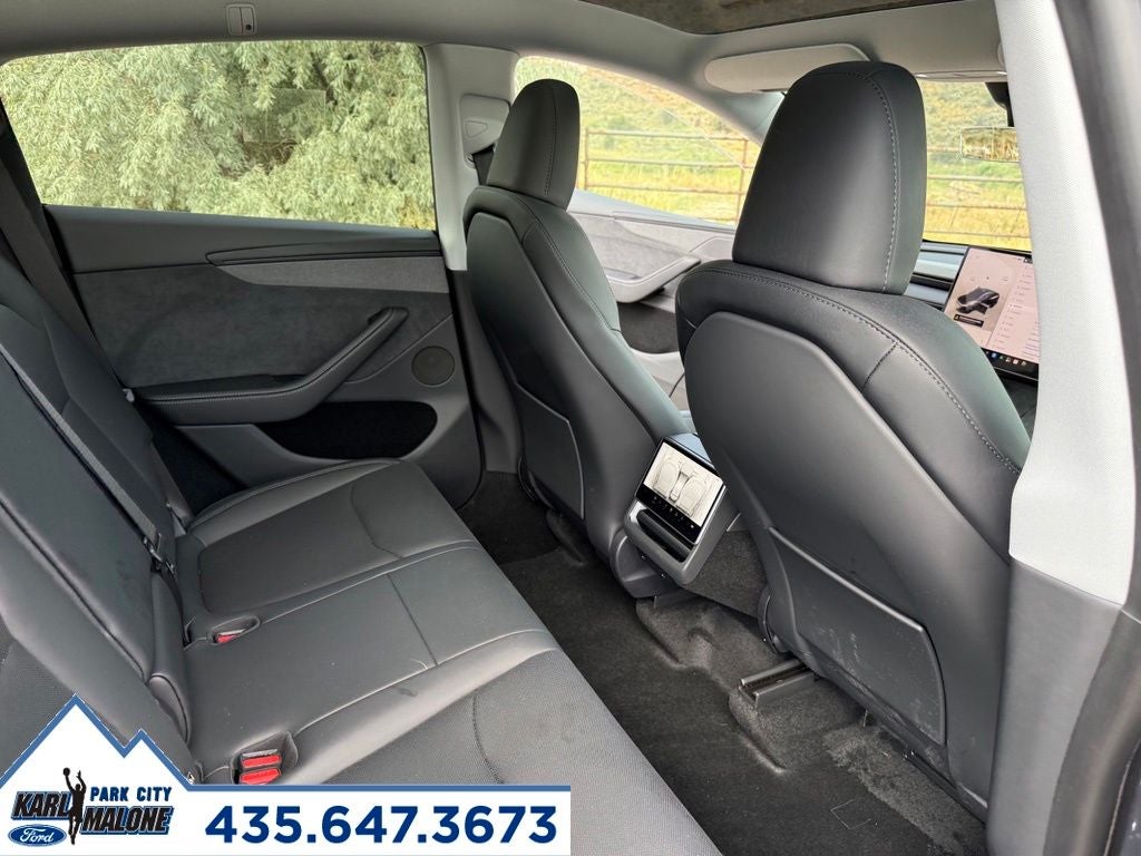 2026 Tesla Model Y Base